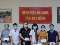 Gặp mặt nhóm viên chức là thành viên đoàn công tác của ngành y tế Cao Bằng tham gia phòng chống dịch tại Thành phố Hồ Chí Minh