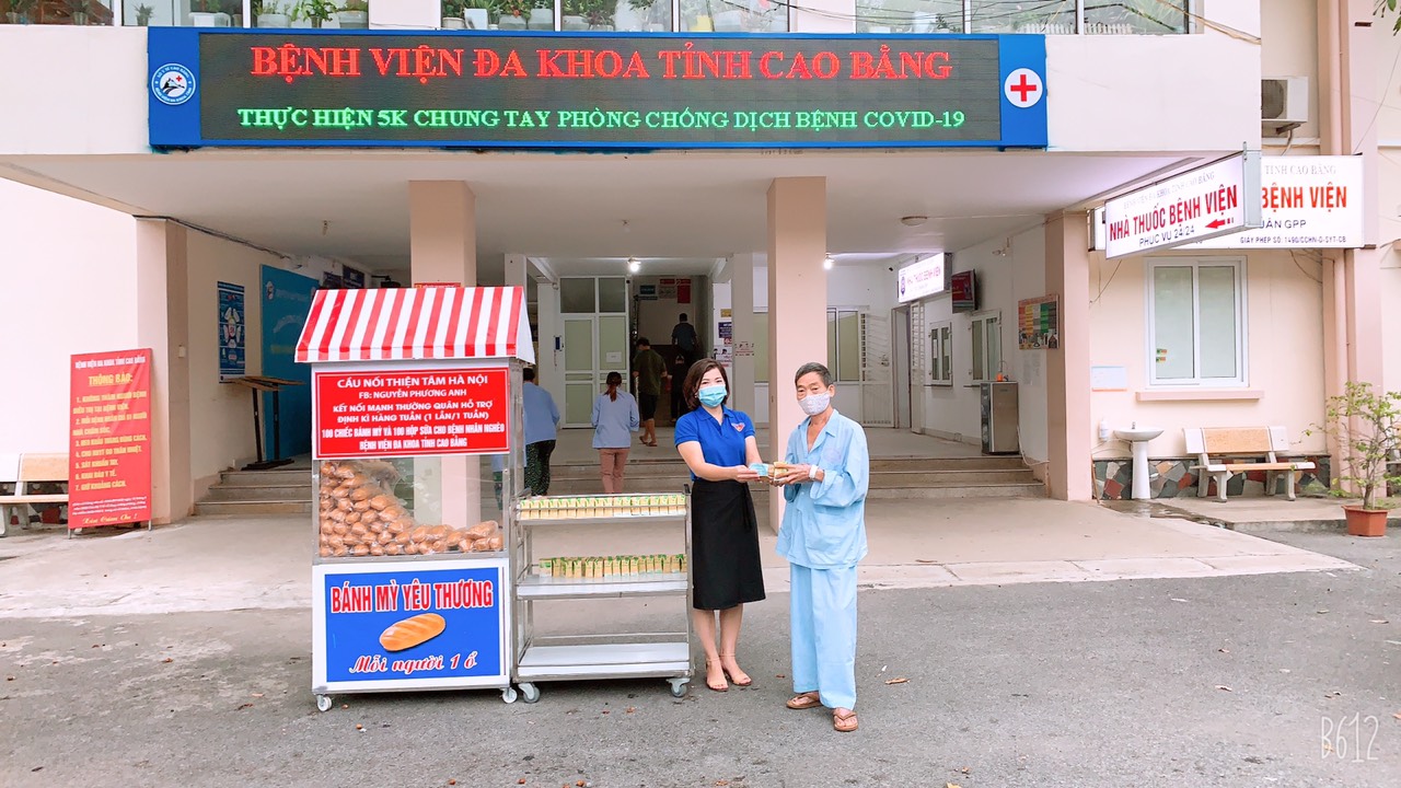 "Tủ bánh mì và suất cơm yêu thương" ấm lòng bệnh nhân nghèo tại Bệnh viện đa khoa tỉnh