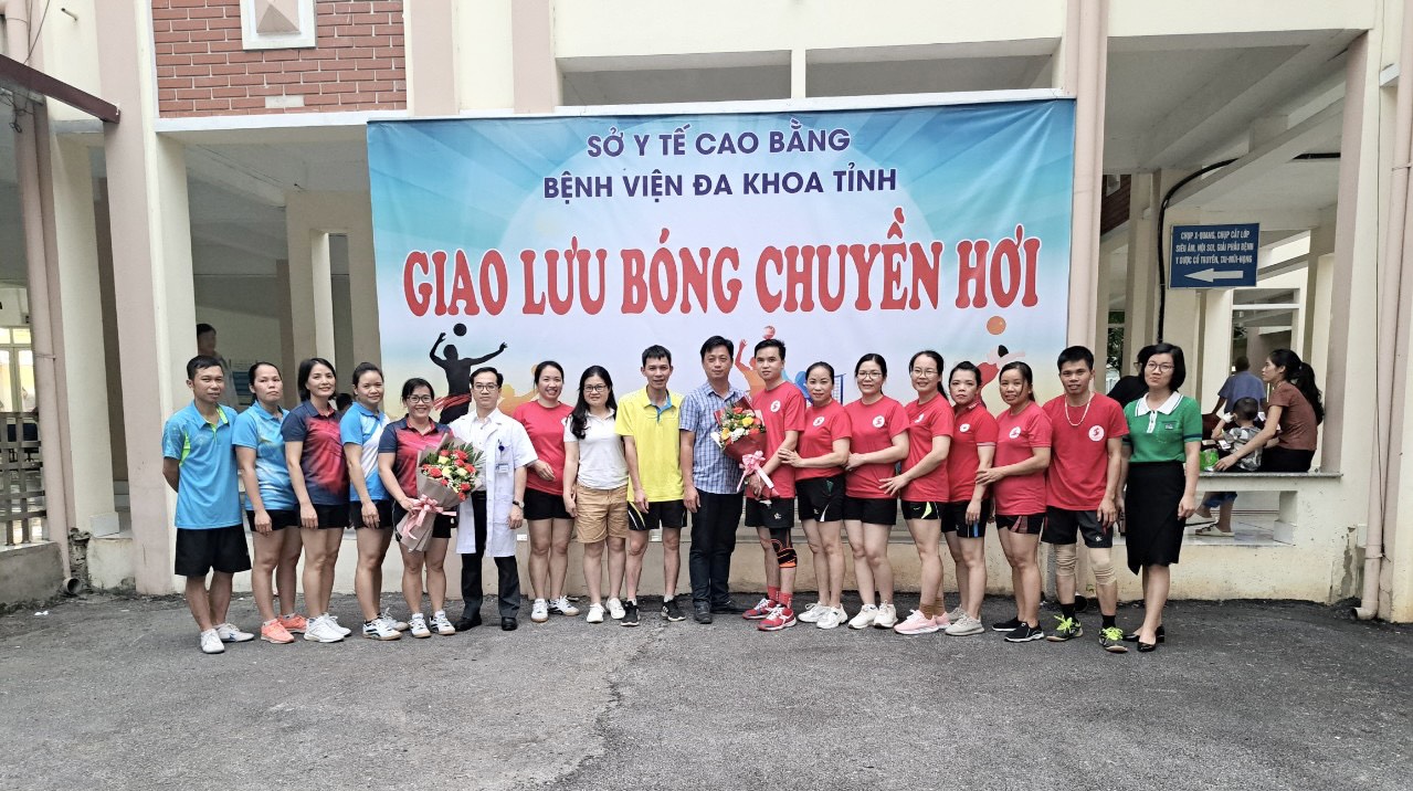 Giao hữu bóng chuyền hơi giữa Chi hội Điều  dưỡng casino online tutbn
 và Chi hội Điều dưỡng Trung tâm Y tế thành phố Cao Bằng.